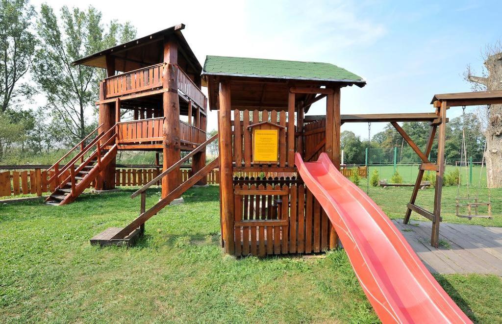 Chalupka Bratov V Resorte Aplend Velky Slavkov Exterior photo